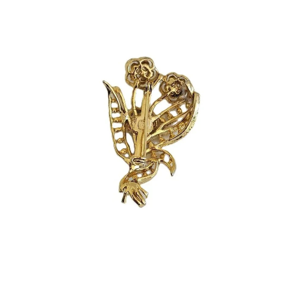 Vintage Gold tone Flower and Leaf Brooch